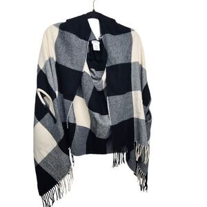 J. Crew Buffalo Plaid Black‎ & White Poncho Cape Fridge One Size Fits Most